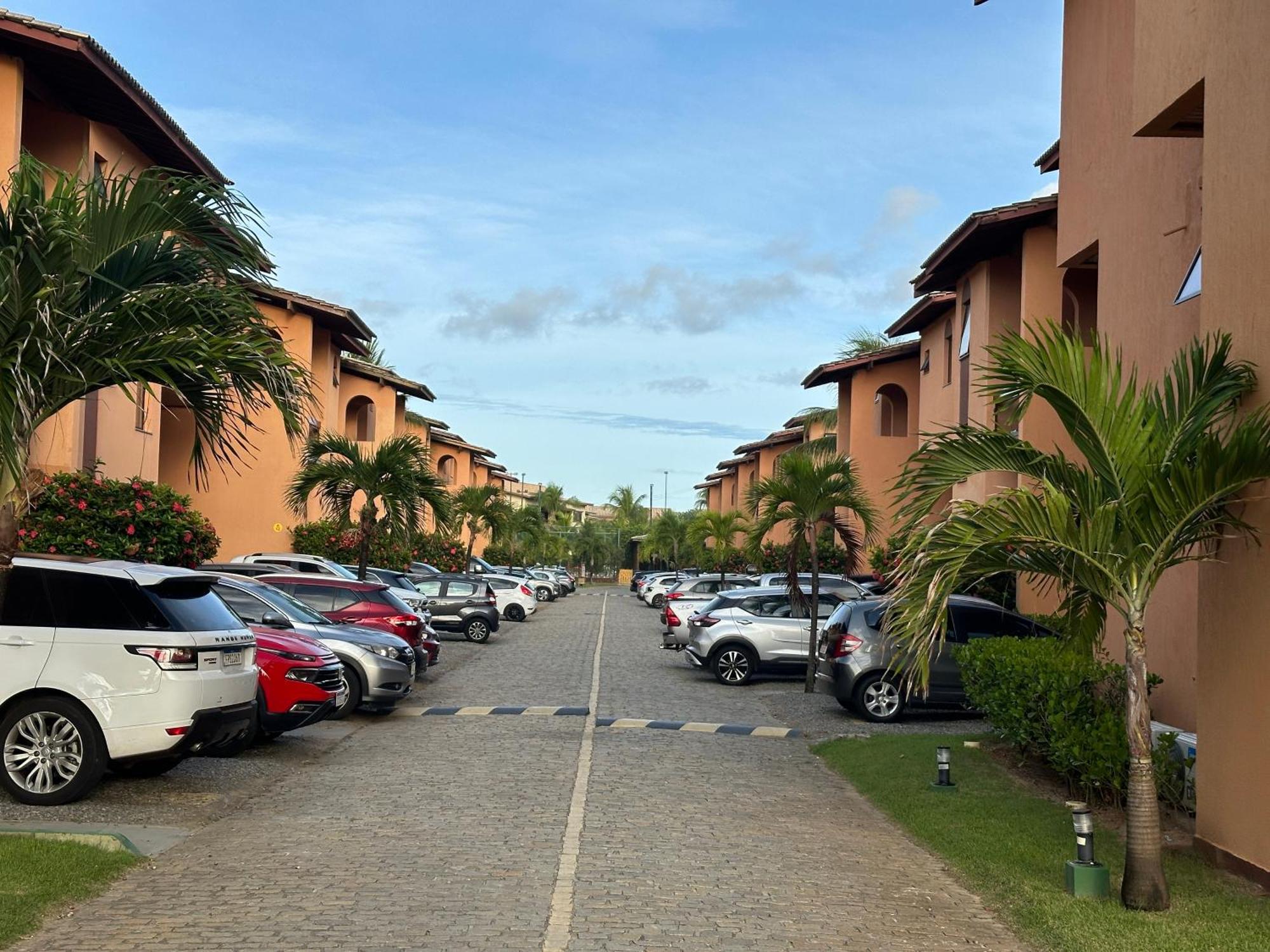 Flat Guarajuba 4 Quartos Terreo A Beira Mar - Pe Na Areia - Governanca Com Arrumadeira E Wi Fi Inclusos Camassari Exterior foto