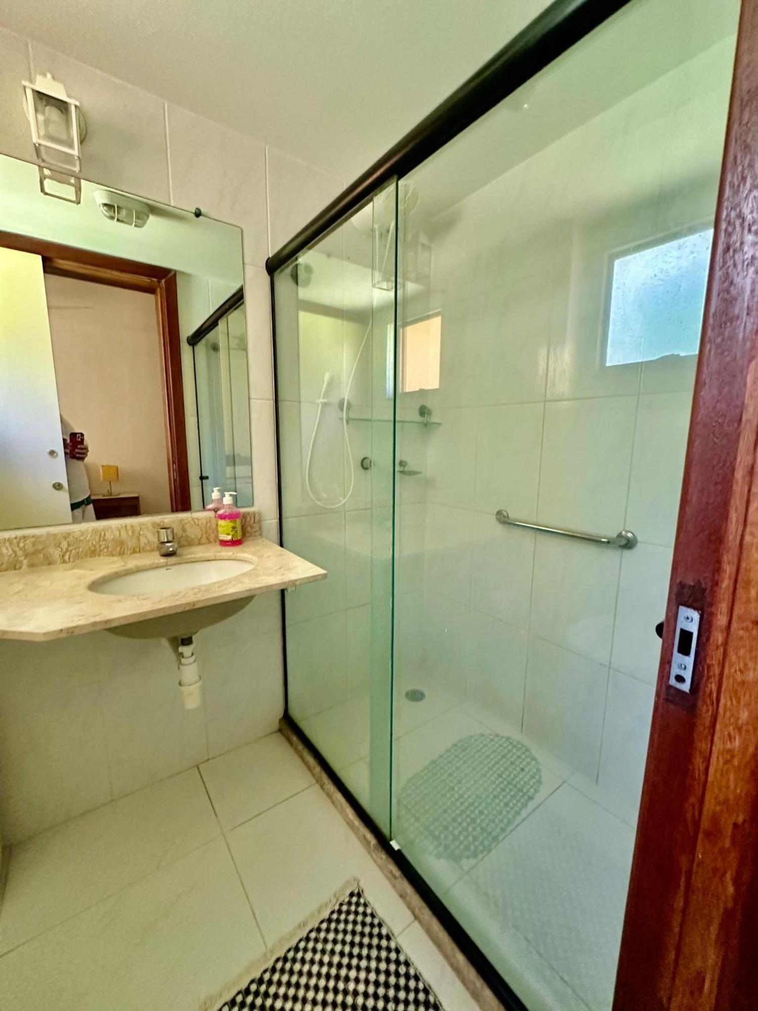 Flat Guarajuba 4 Quartos Terreo A Beira Mar - Pe Na Areia - Governanca Com Arrumadeira E Wi Fi Inclusos Camassari Exterior foto